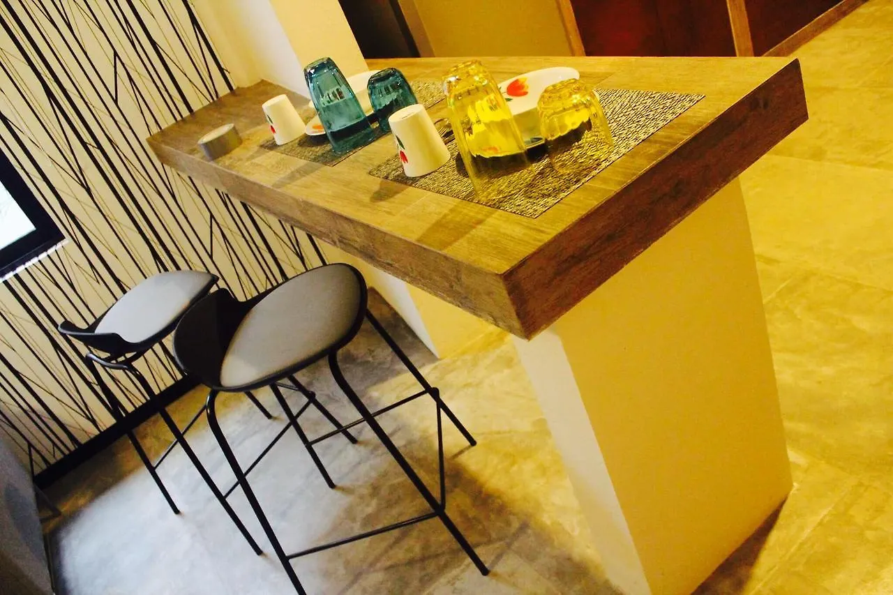 Downtown Suites كانكون