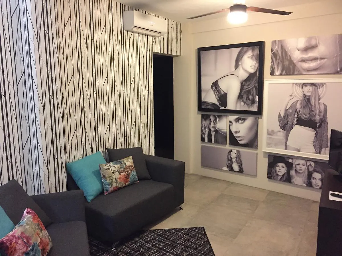 Downtown Suites كانكون المكسيك