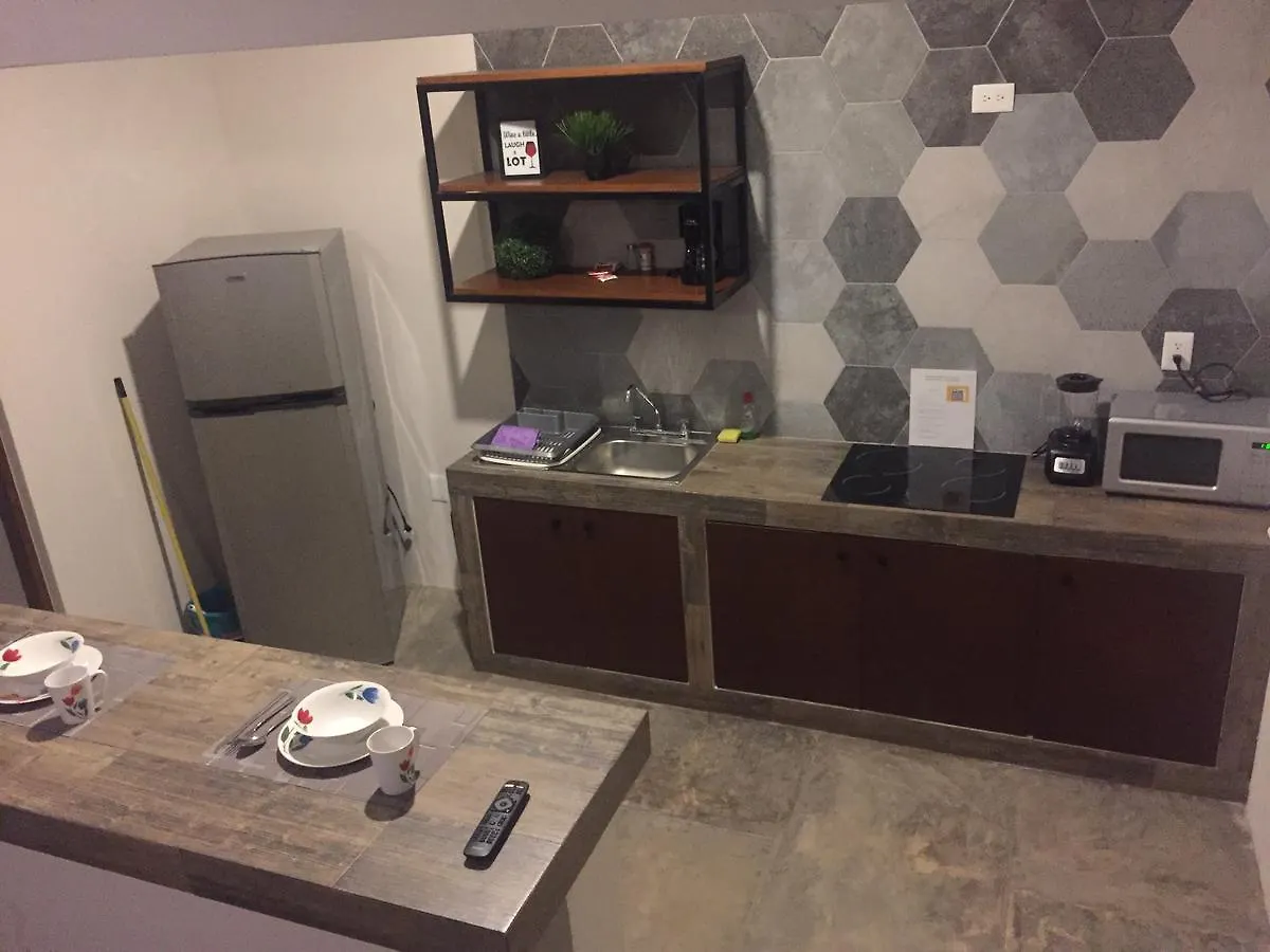 Downtown Suites كانكون شقة